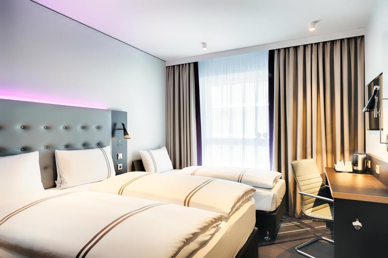 Premier Inn Stuttgart Airport ラインフェルデン＝エヒターディンゲン エクステリア 写真