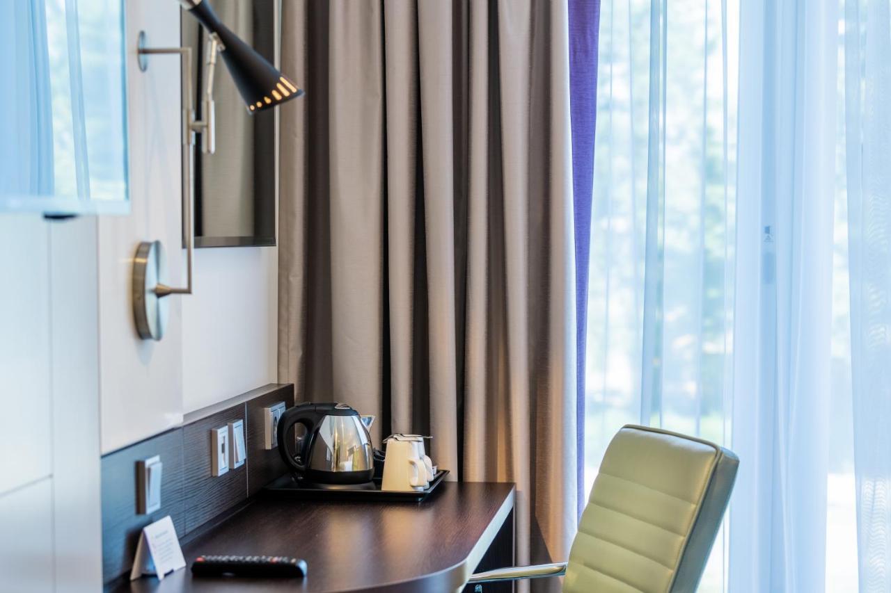 Premier Inn Stuttgart Airport ラインフェルデン＝エヒターディンゲン エクステリア 写真