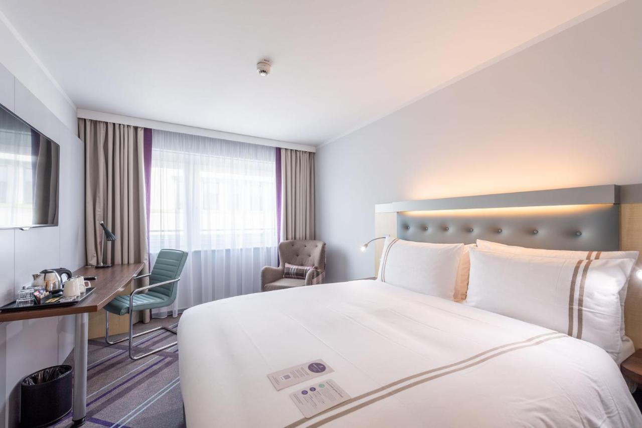 Premier Inn Stuttgart Airport ラインフェルデン＝エヒターディンゲン エクステリア 写真