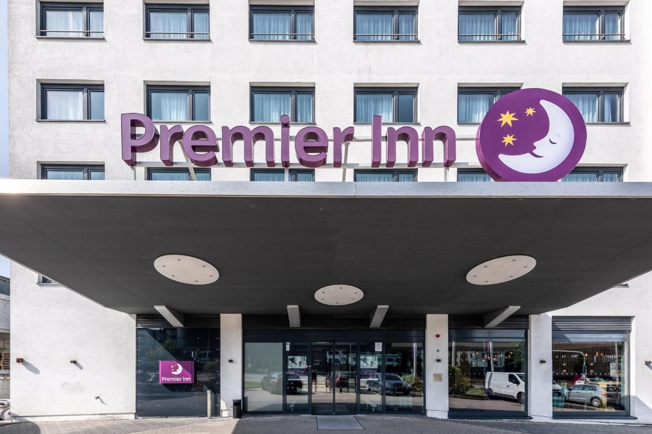 Premier Inn Stuttgart Airport ラインフェルデン＝エヒターディンゲン エクステリア 写真