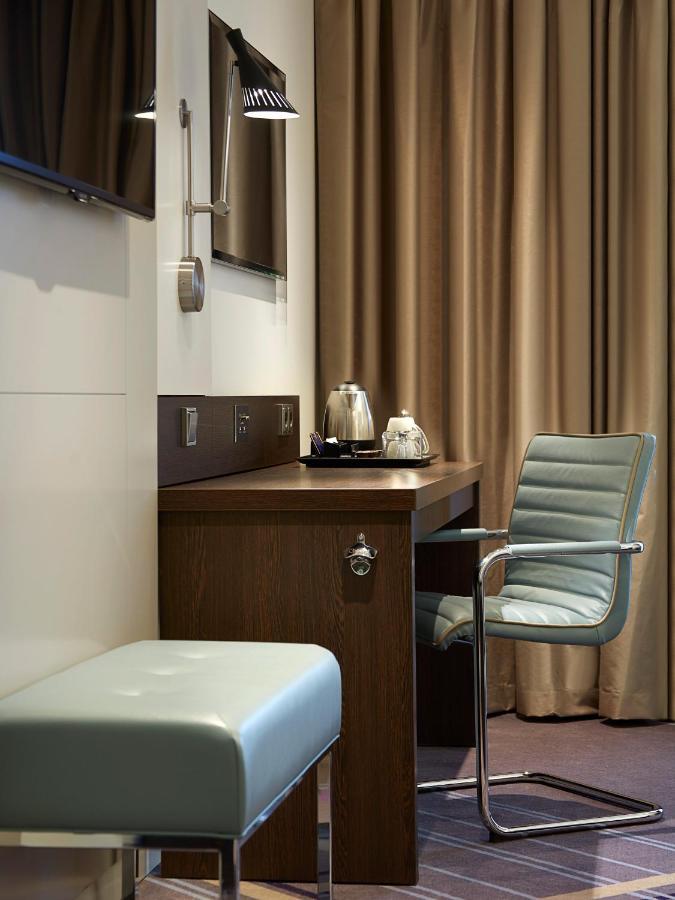 Premier Inn Stuttgart Airport ラインフェルデン＝エヒターディンゲン エクステリア 写真