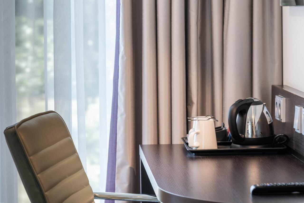 Premier Inn Stuttgart Airport ラインフェルデン＝エヒターディンゲン エクステリア 写真