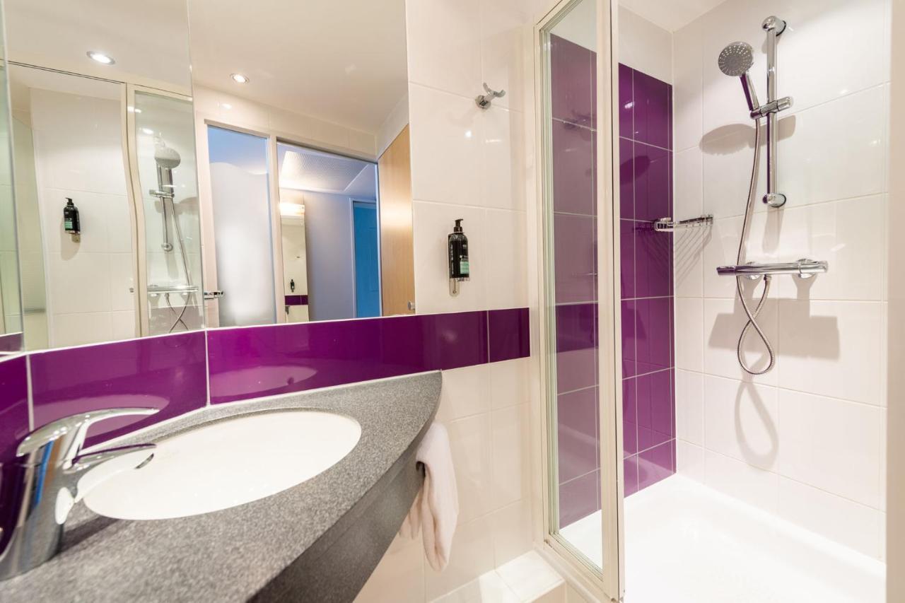 Premier Inn Stuttgart Airport ラインフェルデン＝エヒターディンゲン エクステリア 写真