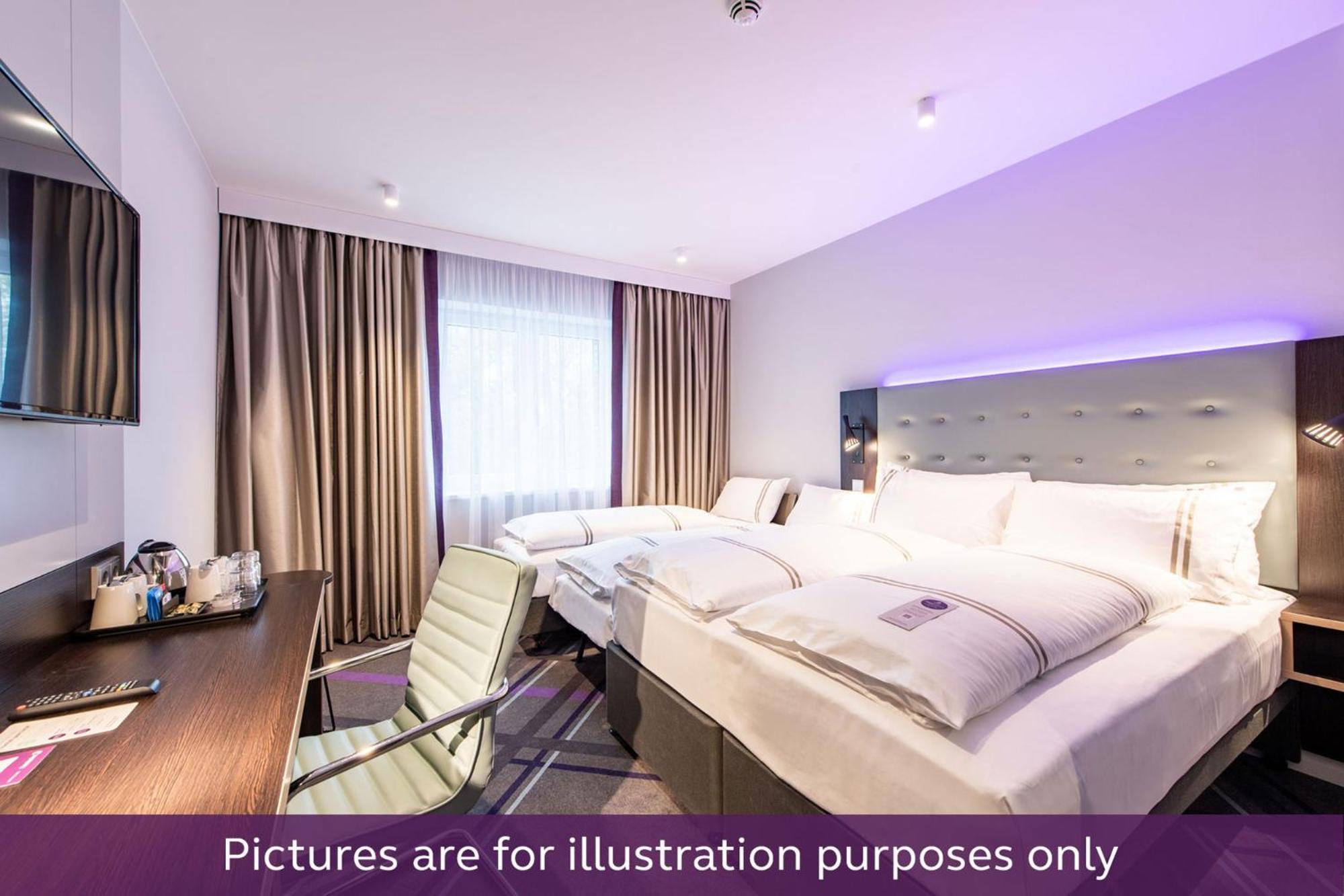 Premier Inn Stuttgart Airport ラインフェルデン＝エヒターディンゲン エクステリア 写真